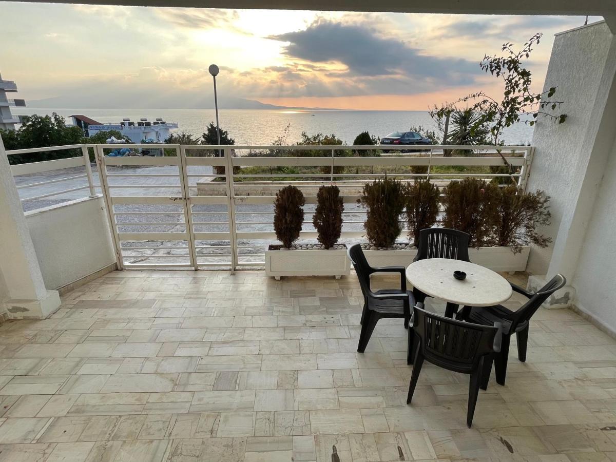 Wave Apartments Saranda Exterior foto